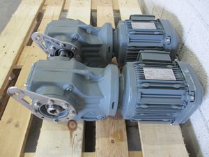 SEW KHZ47 DRS90M4 - 1,5 kW - 39 rpm