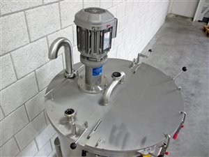 150 liter rvs tank met stuwstraalmenger