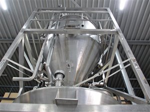 2500 liter wegende silo met 2000 liter buffersilo