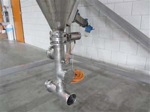 2500 liter wegende silo met 2000 liter buffersilo